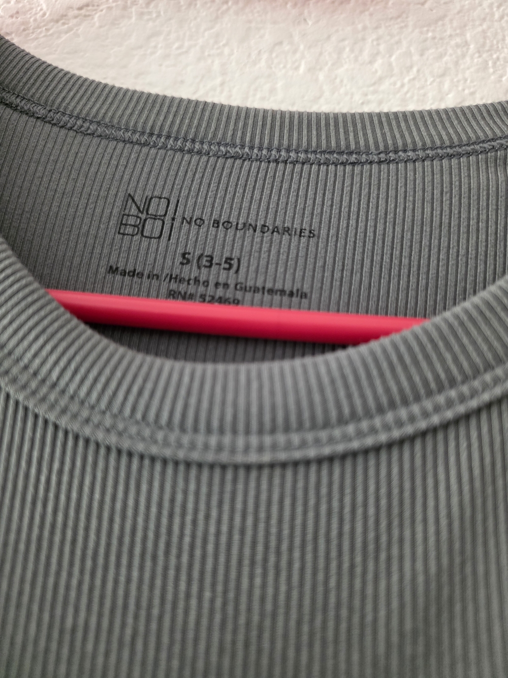 No Boundaries Gray Ribbed Long Sleeve Crewneck Top - Picture 3 of 3